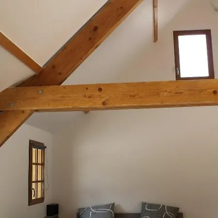 Maison La Puye, 1 Piece, 2 Personnes - Fr-1-541-50 *